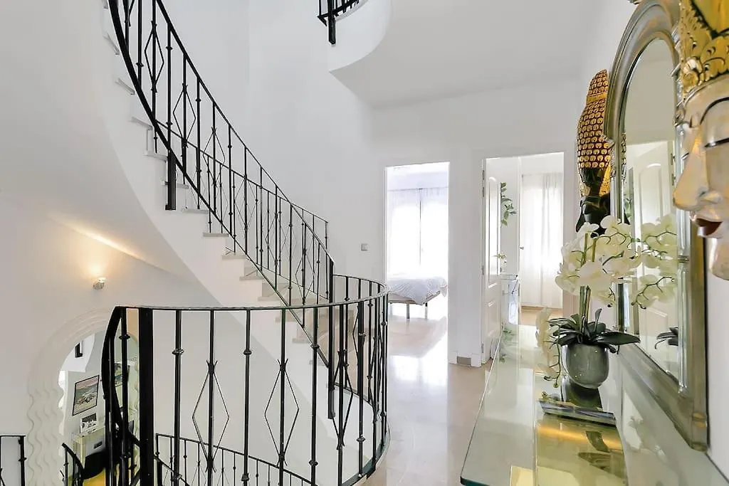 Villa Jacqueline In San Roque Alcaidesa Holiday home