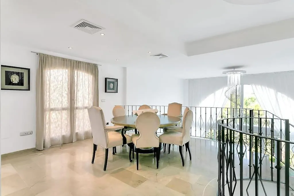 Holiday home Villa Jacqueline In San Roque Alcaidesa